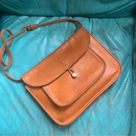 Vintage Genuine Leather Commuter Satchel - Picture 2 of 11